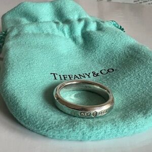 Tiffany 1837® Makers narrow slice ring in sterling silver. Sz 7”